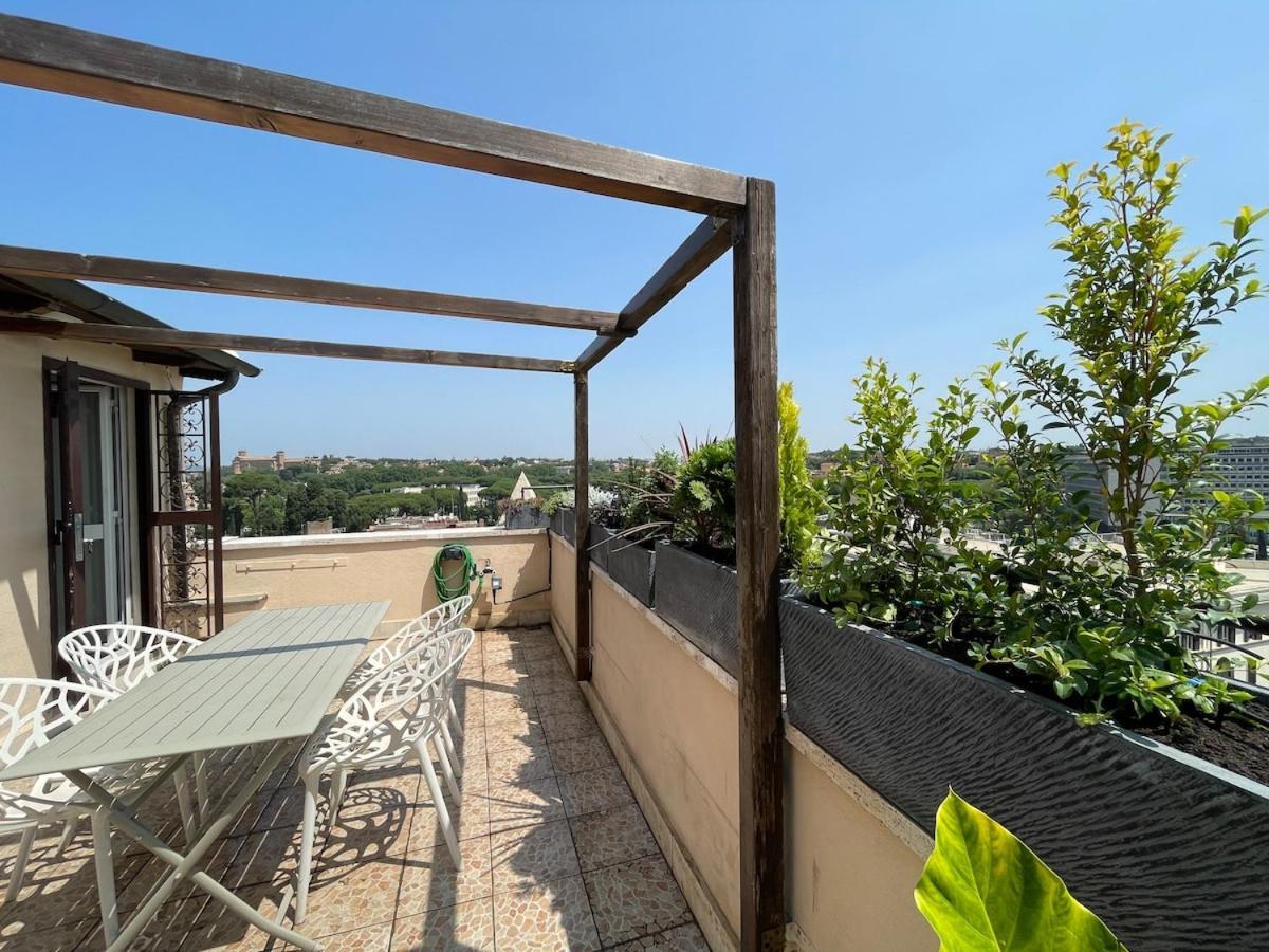 Apartment Pyramid Panoramic Terrace Rom